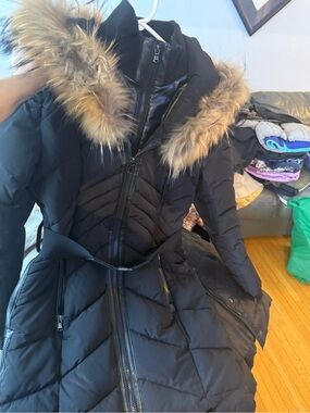 Women's Black Quilted Bomber Coat with Faux Fur Trim
